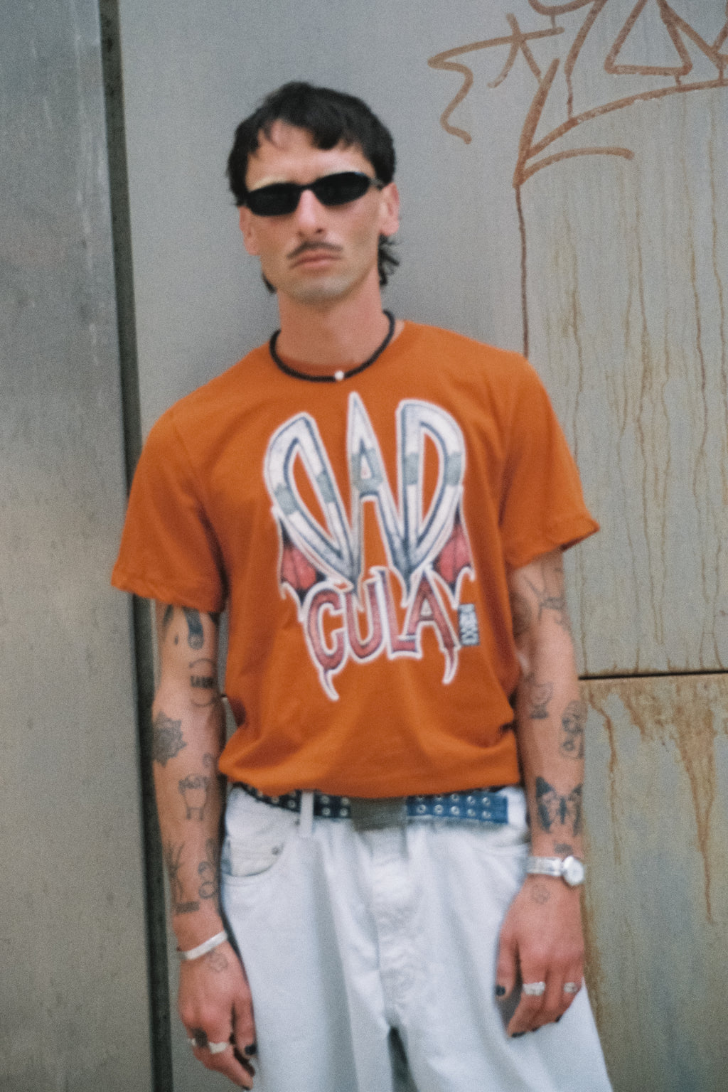 Dracula Dad T-Shirt – by Mondo Pupo