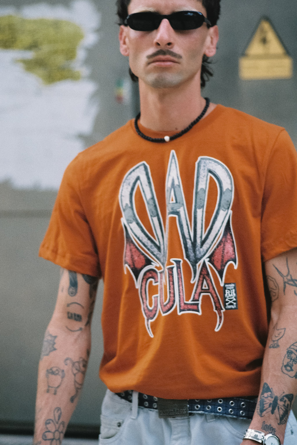 Dracula Dad T-Shirt – by Mondo Pupo