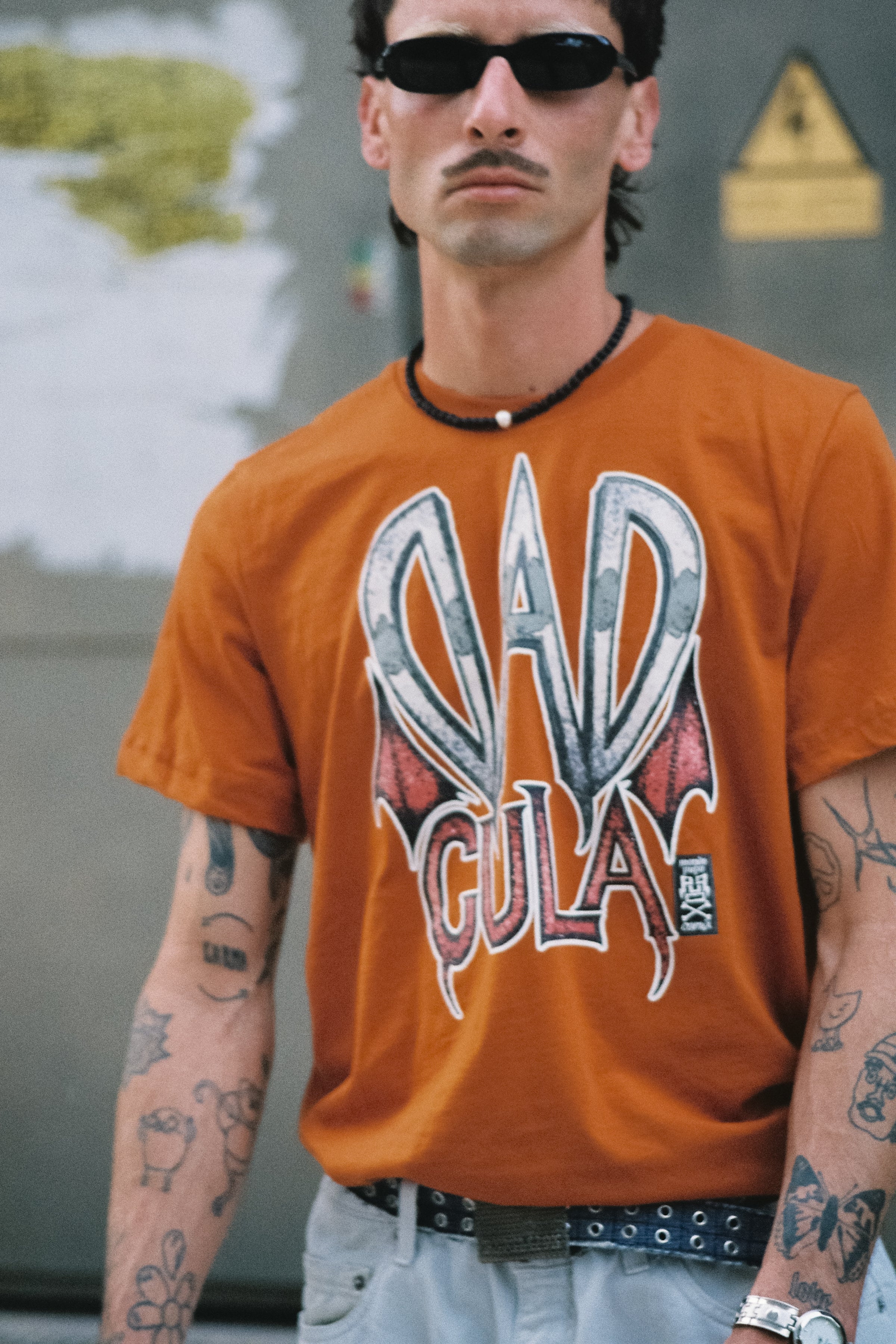 Dracula Dad T-Shirt – by Mondo Pupo