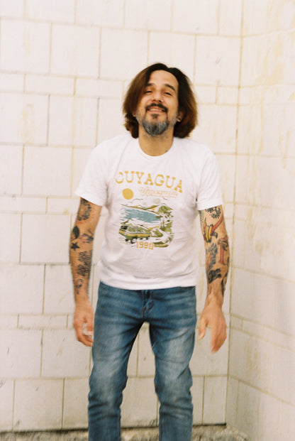 Cuyagua Roadtrip Tee – Nostalgic 90s Beach Design
